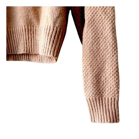 ASTR The Label Women’s Samantha Sweater. Dusty Pink. Small - Picture 6 of 9